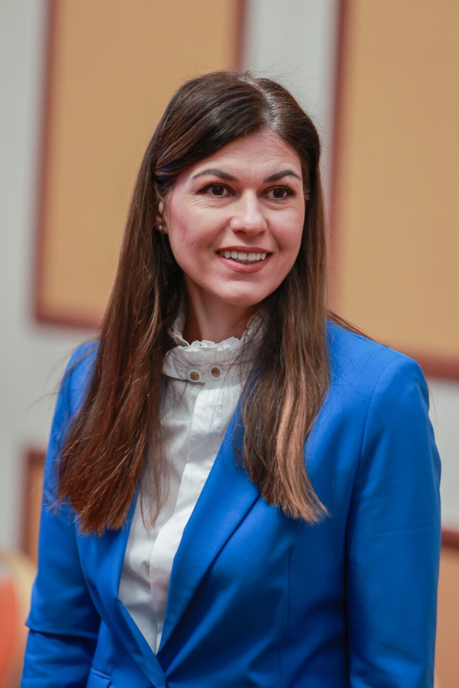 oana-manea-5-933x1400.jpg