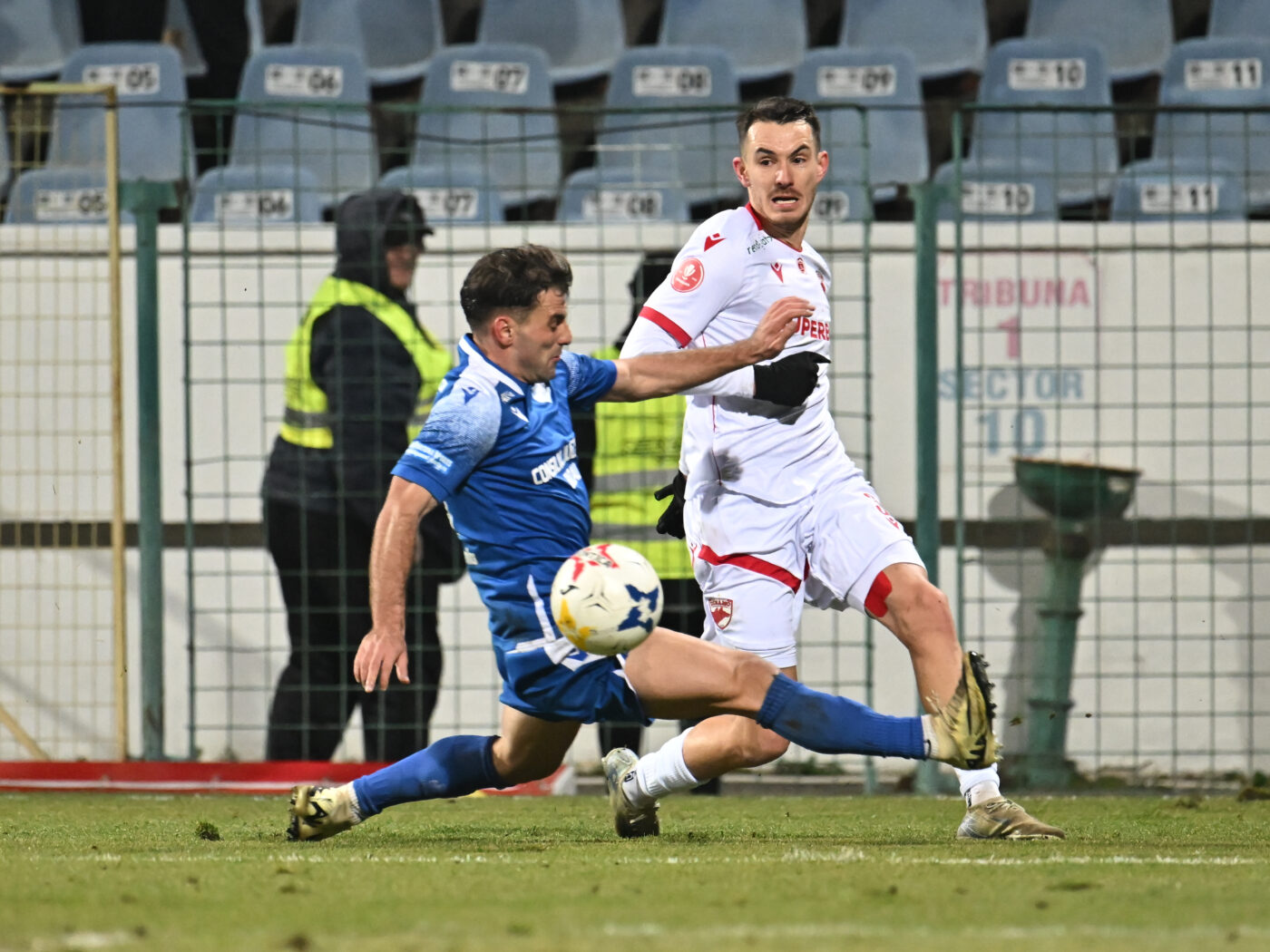 Programul sferturilor Cupei României, sezonul 2025/26. Dinamo și CFC Argeș întâlnesc echipe din Liga 2, U Craiova are meci puternic în Bănie