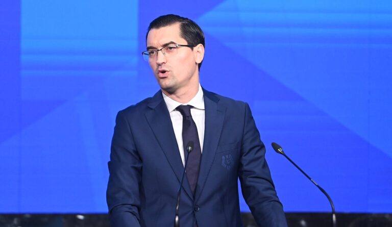 FRF, scandal pentru fenomenul de la Real Madrid. Puştiul de 16 ani a refuzat naționala României pentru cea a Spaniei rolul brazilianului Marcelo în decizia lui