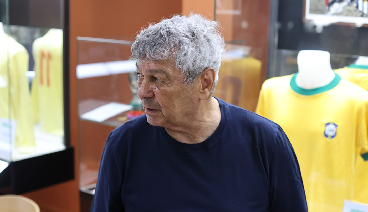 „E-inadmisibil-sa-nu-dai-meciul-la-televiziune.-Mircea-Lucescu-a-facut-praf-decizia-PRO-TV-de-a-da-partida-celor-de-la-FCSB-doar-pe-Voyo-1400x807.jpg