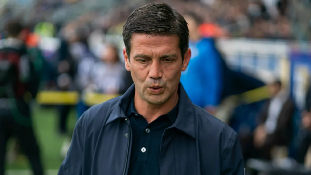 „Nu-apuca-sa-manance-nici-cozonacul-de-Craciun-la-Inter.-Chivu-e-printre-antrenorii-cu-cele-mai-mari-sanse-sa-fie-demisi-rapid-in-Serie-A.webp