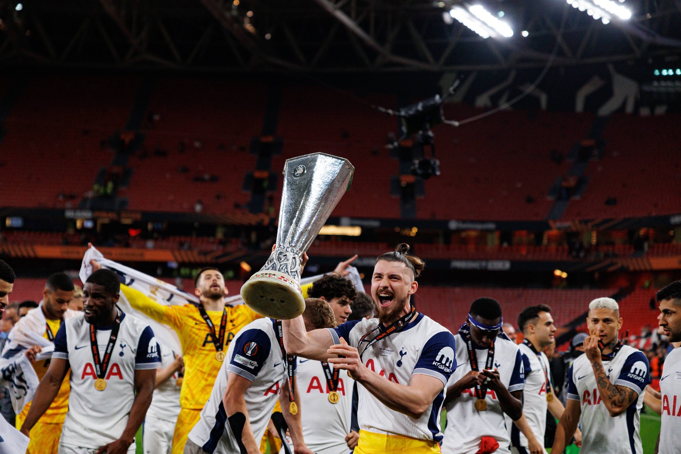 Cat-noroc-pentru-Radu-Dragusin-Adversarele-lui-Tottenham-din-faza-grupei-principale-a-Ligii-Campionilor.jpg