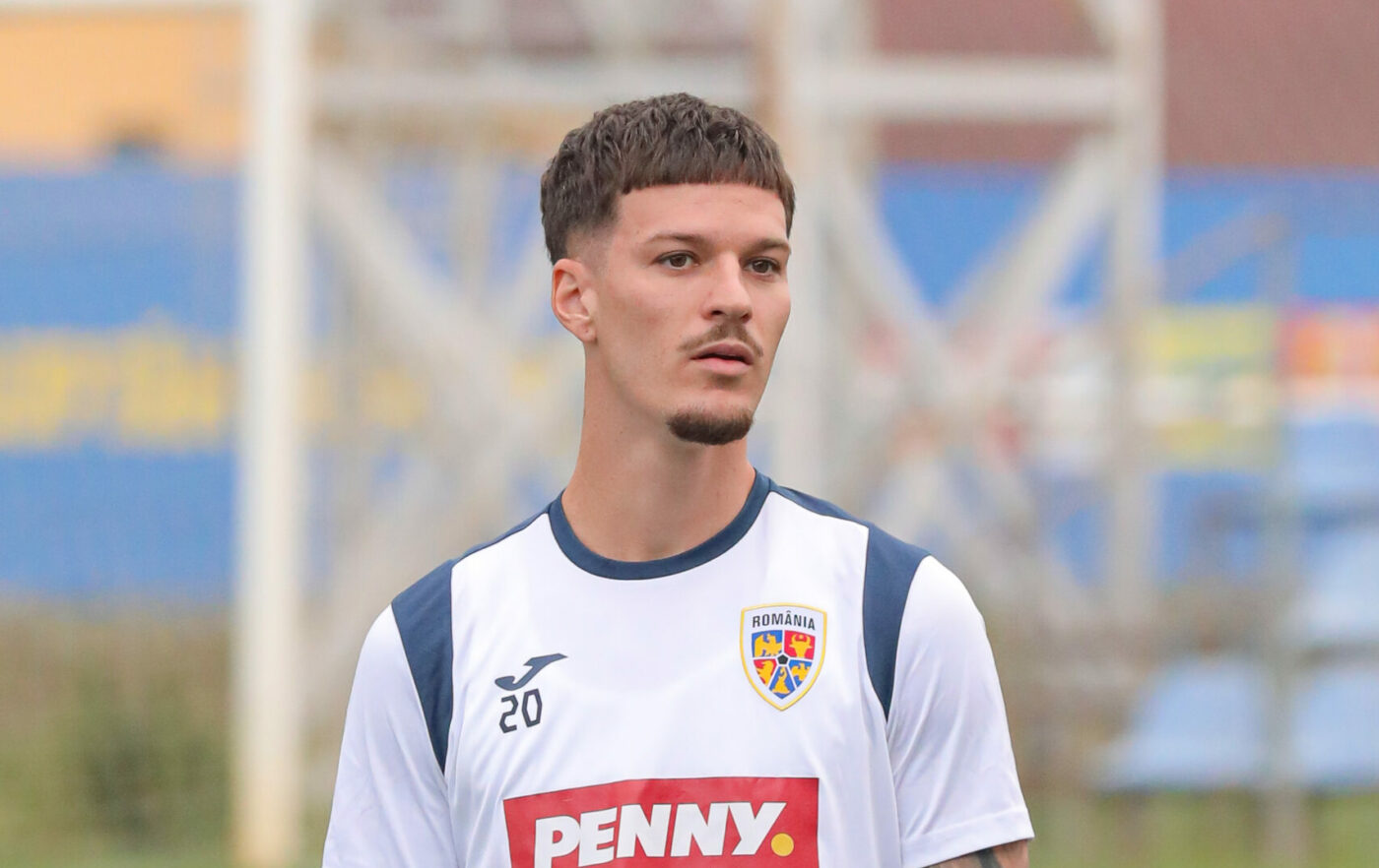 Romunski nogometaš Dennis Man prestopil v PSV Eindhoven