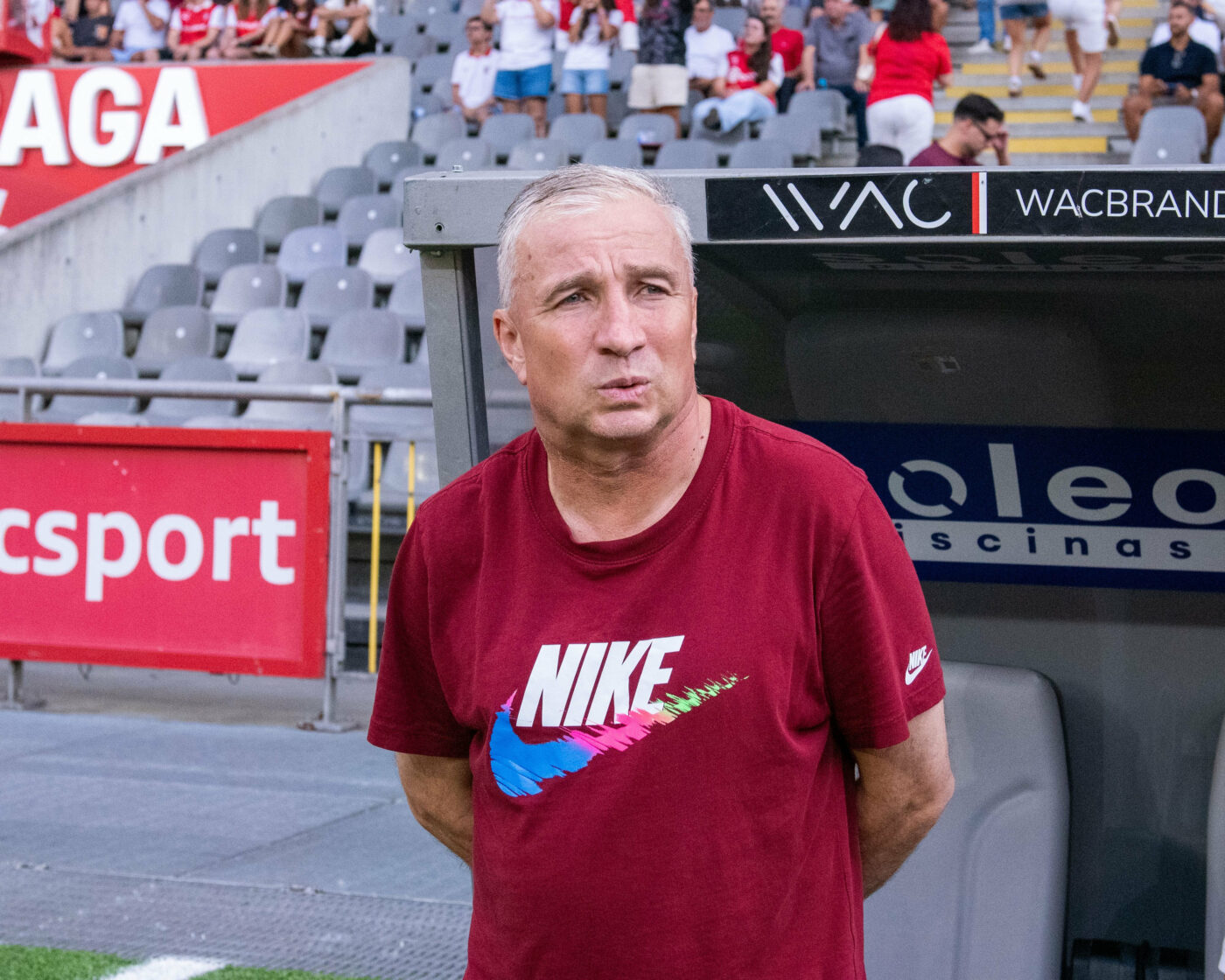 Dezvăluiri despre Dan Petrescu. „E bolnav. A filmat cu mine şi nu se simțea bine. Are o boală care nu-i mai permite să antreneze”