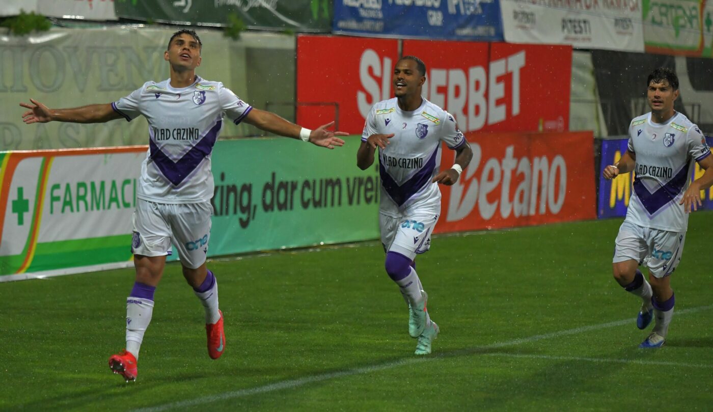 El este pariul lui Dani Coman pentru acest campionat. „O să fie vândut pe bani foarte mulți de la FC Argeș. O să vedeți!”. EXCLUSIV