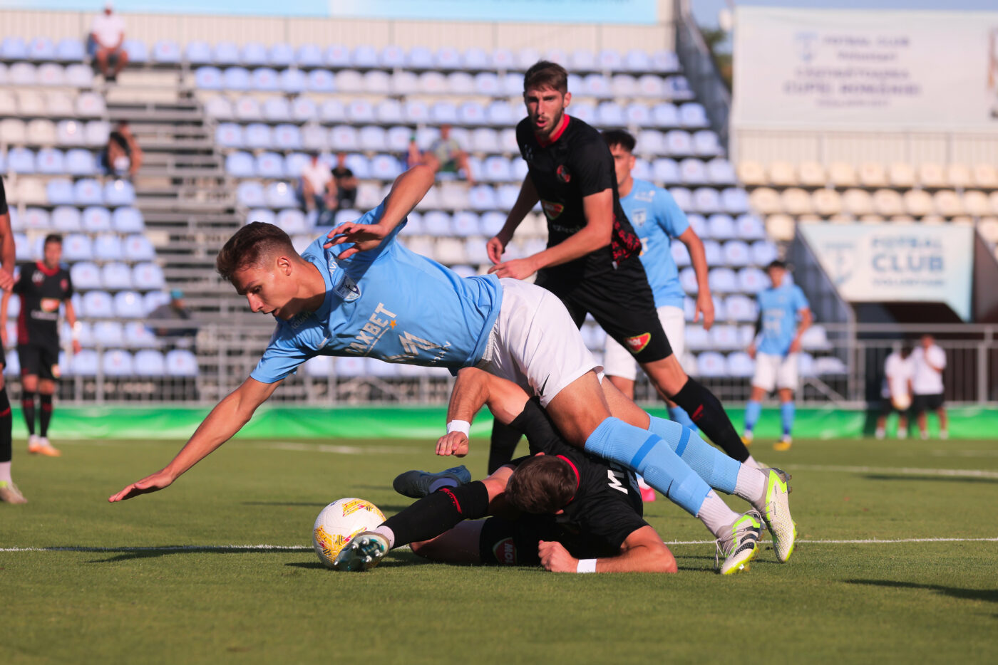 Cea mai drastică înfrângere din istoria sa! FC Voluntari a fost dezmembrată de Csikszereda, în Play-off-ul Cupei României. Robert Ilyeș tot a găsit nemulțumiri