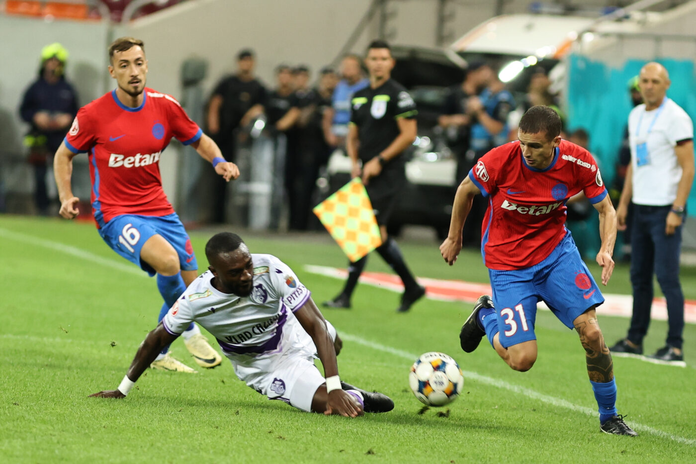 FCSB – FC Argeș 0-2, în etapa cu numărul 7 din Superliga. Campioana României, în continuare în criză! Argeșul lui Bogdan Andone, victorie uriașă pe Arena Națională!