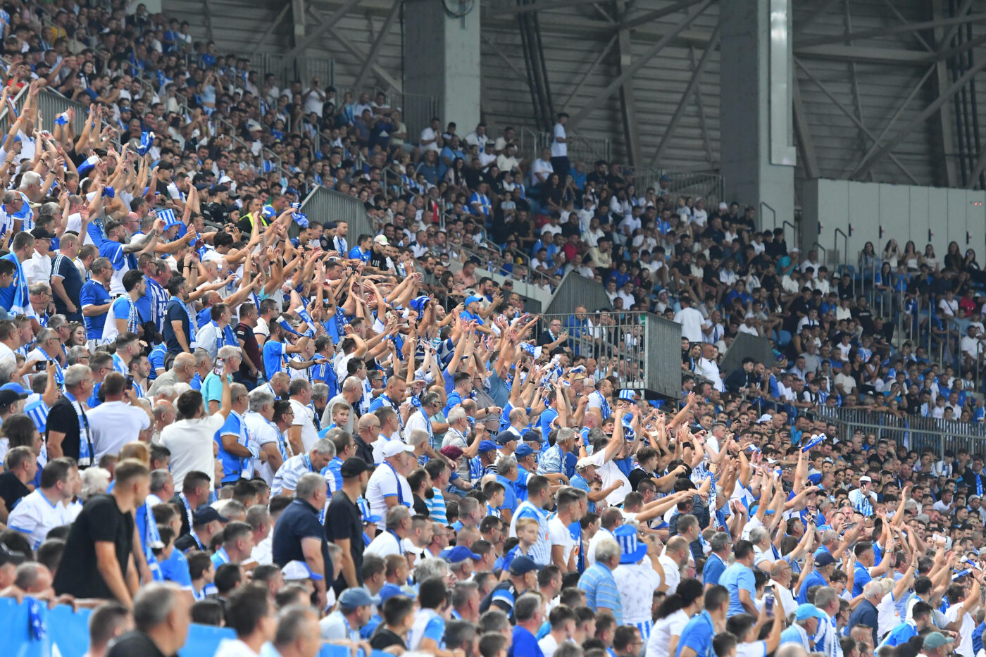 Fanii olteni au dezvăluit scenografia interzisă de UEFA. Avea mesaj din poezia „Moartea lui Mihai Viteazul”