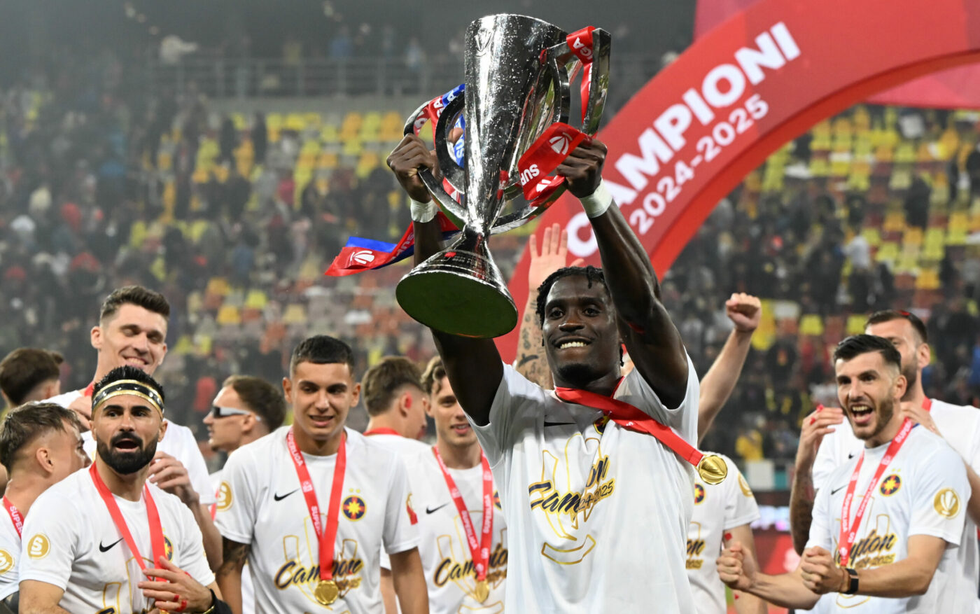 Gele a debutat la Al-Kharitiyath, dar nu a uitat de Gigi Becali și FCSB. „Din respect, nu o să zic asta!”