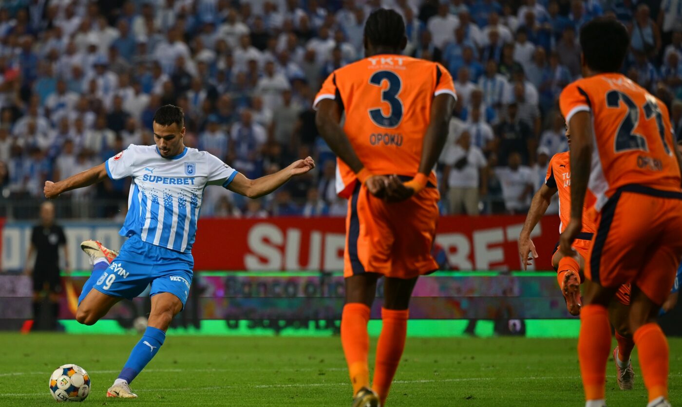 Gest inconștient! Universitatea Craiova riscă suspendarea terenului propriu după mesajul peluzei pentru UEFA!