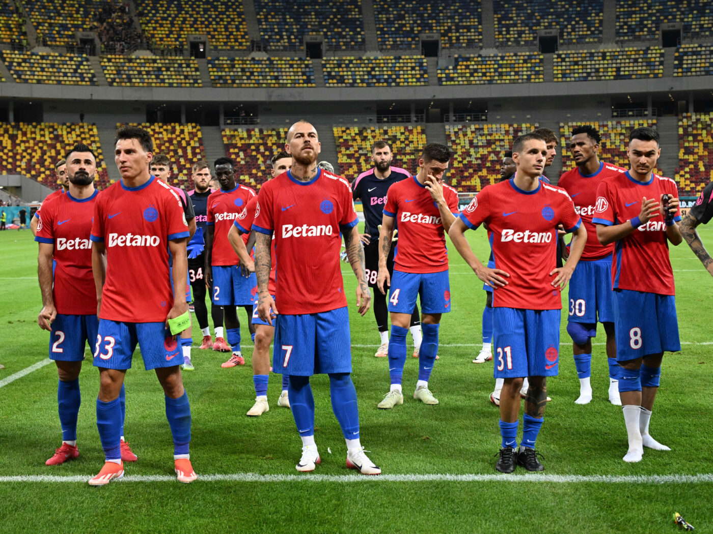 Gigi Becali și-a trimis toate vedetele în primul 11 pentru FCSB – FC Argeș. Surpriză uriașă în centrul atacului