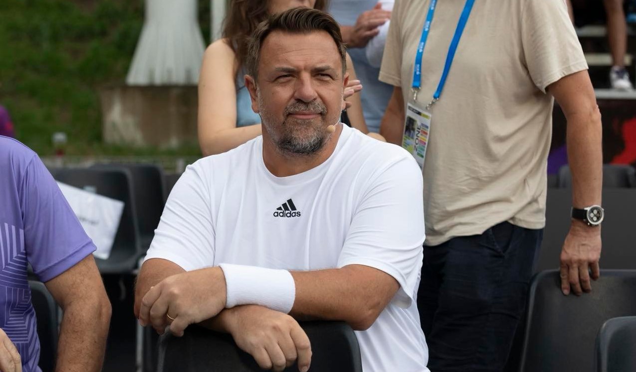 Horia-Brenciu-a-adoptat-un-baiat-iar-acum-acesta-este-dublu-campion-la-baschet.-„Bravo-dragostea-lu-tata.jpg