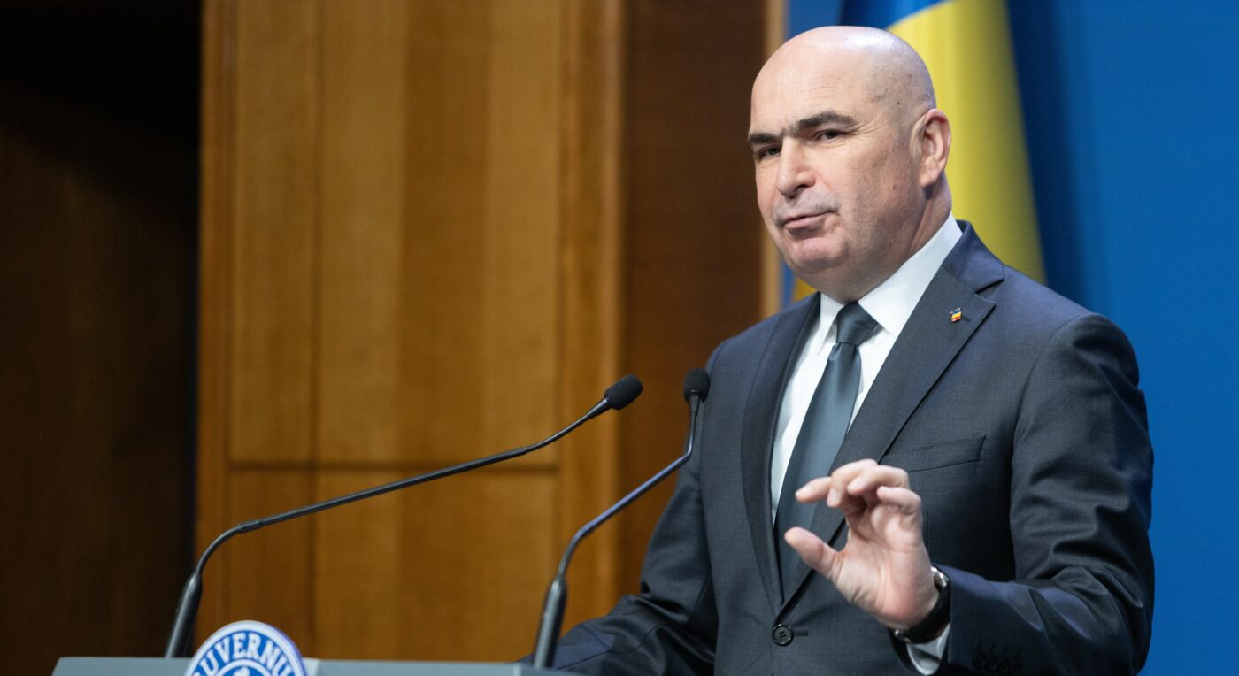 Impact-major-asupra-loturilor-Romaniei-dupa-marirea-taxelor-impusa-de-guvernul-Bolojan.-Bugetul-este-ravasit-iar-cresterea-este-uriasa.-„Atat-va-fi-in-ultimele-luni-din-2025-1400x764.jpg
