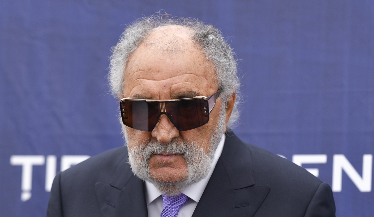 Ion-Iliescu-a-vrut-sa-i-ofere-lui-Ion-Tiriac-gradul-de-general.-Magnatul-s-a-dus-la-Cotroceni-„I-am-zis-asta-1.jpg