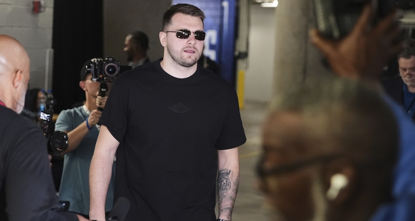 Luka-Doncic-si-a-luat-masina-de-2.000.000-de-euro.-Ce-problema-a-avut-de-la-prima-iesire-cu-bolidul-Rimac-Nevera.jpg