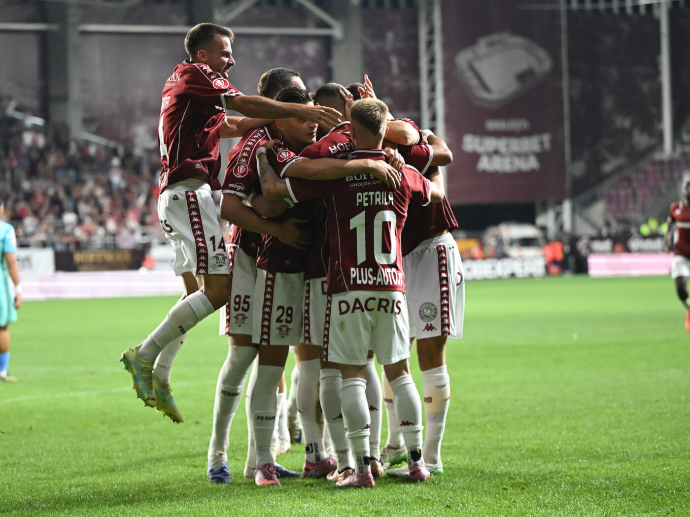 Matematica fericirii la Rapid după 2-0 cu UTA Arad: cele patru cifre care spun totul despre cum giuleștenii încep să compună o formație redutabilă