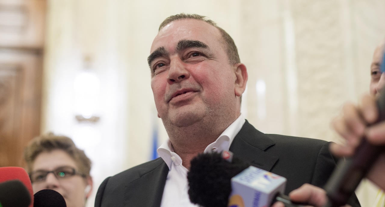 Milionarul-Gigi-Netoiu-loveste-deja-in-soclul-lui-Nicusor-Dan-„E-incolor-si-inodor.jpg