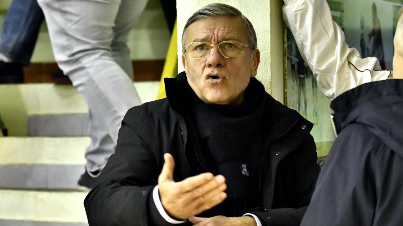 Mircea-Sandu-face-praf-transferurile-fotbalistilor-din-nationala-Romaniei-„Ianis-Hagi-nu-e-nicaieri-Ratiu-a-fost-plimbat-prin-toata-Europa-dar-nu-l-a-luat-nimeni-1400x787.jpg