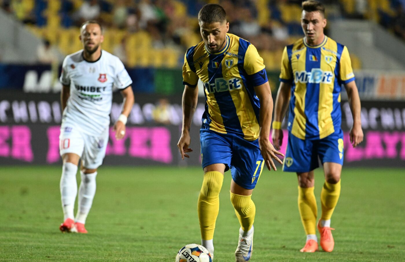 Petrolul – Hermannstadt 1-1, în etapa 6 din Superligă. „Lupii” rămân fără victorie pe „Ilie Oană”, în timp ce Marius Măldărășanu nu gustă succesul în acest sezon!