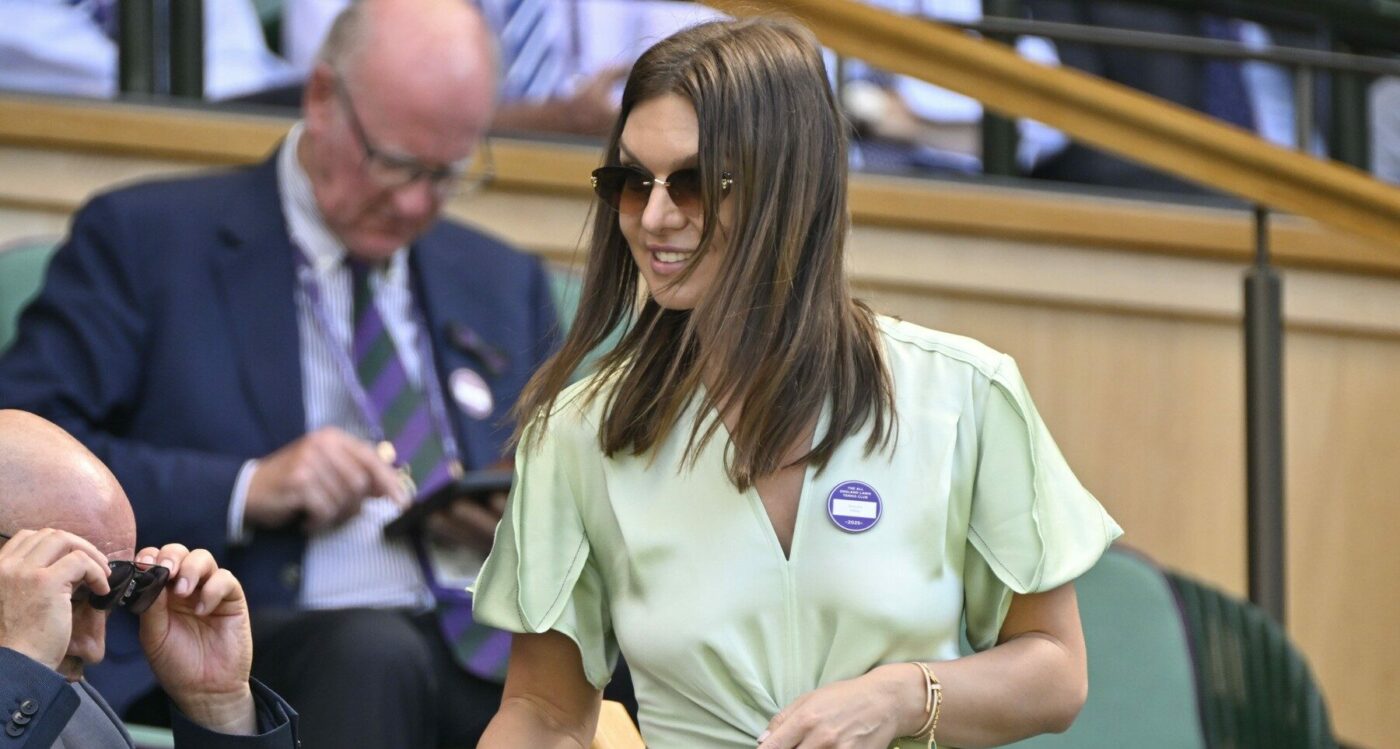 Simona-Halep-a-ales-o-ca-favorita-a-sa-chiar-pe-adversara-Soranei-Cirstea-din-optimile-de-la-Cincinnati.-„Imi-place-pentru-ca-e-completa-1400x749.jpg