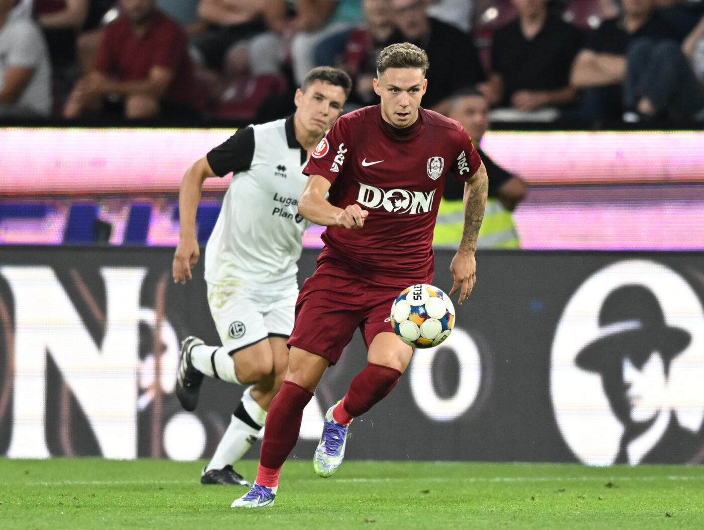 Spaniolii au dat vestea cea mare despre transferul lui Louis Munteanu în La Liga: „Atacantul balcanic e evaluat la 5 milioane de euro”