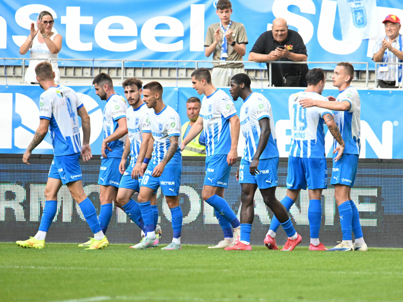 UNIVERSITATEA-CRAIOVA-FC-HERMANNSTADT-SU