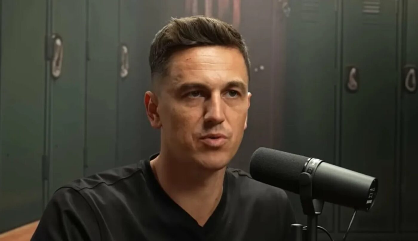 Ilustrație: Moment decisiv în sport - Eroul neștiut. Cum a reușit Florin Gardoș să salveze viața unui coechipier, care s-a prăbușit din senin la antrenament (Sport)