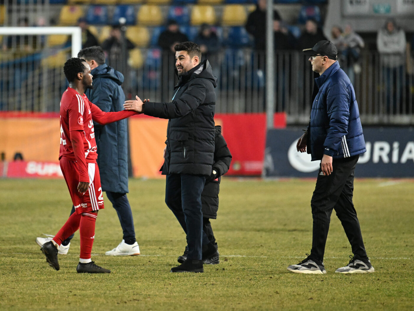 Dezvăluiri despre Hervin Ongenda: „Mă suna la 2-3 noaptea, hai să mergem! Fiind orașul mic, având relații…”. Viața marcatorului din FC Botoșani – Universitatea Craiova 1-1, așa cum nu o știa nimeni până azi! EXCLUSIV