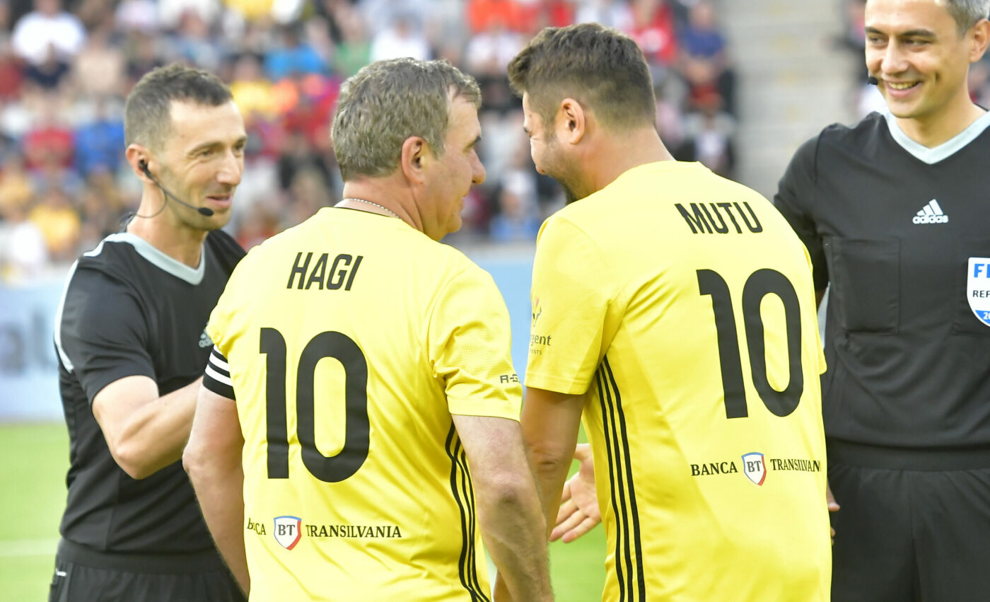 „E-un-conflict-de-interese-la-Hagi.-Adrian-Mutu-a-spus-de-ce-„Regele-ar-avea-probleme-in-a-deveni-selectionerul-Romaniei-dupa-Mircea-Lucescu-scaled-e1757516684144-1400x851.jpg