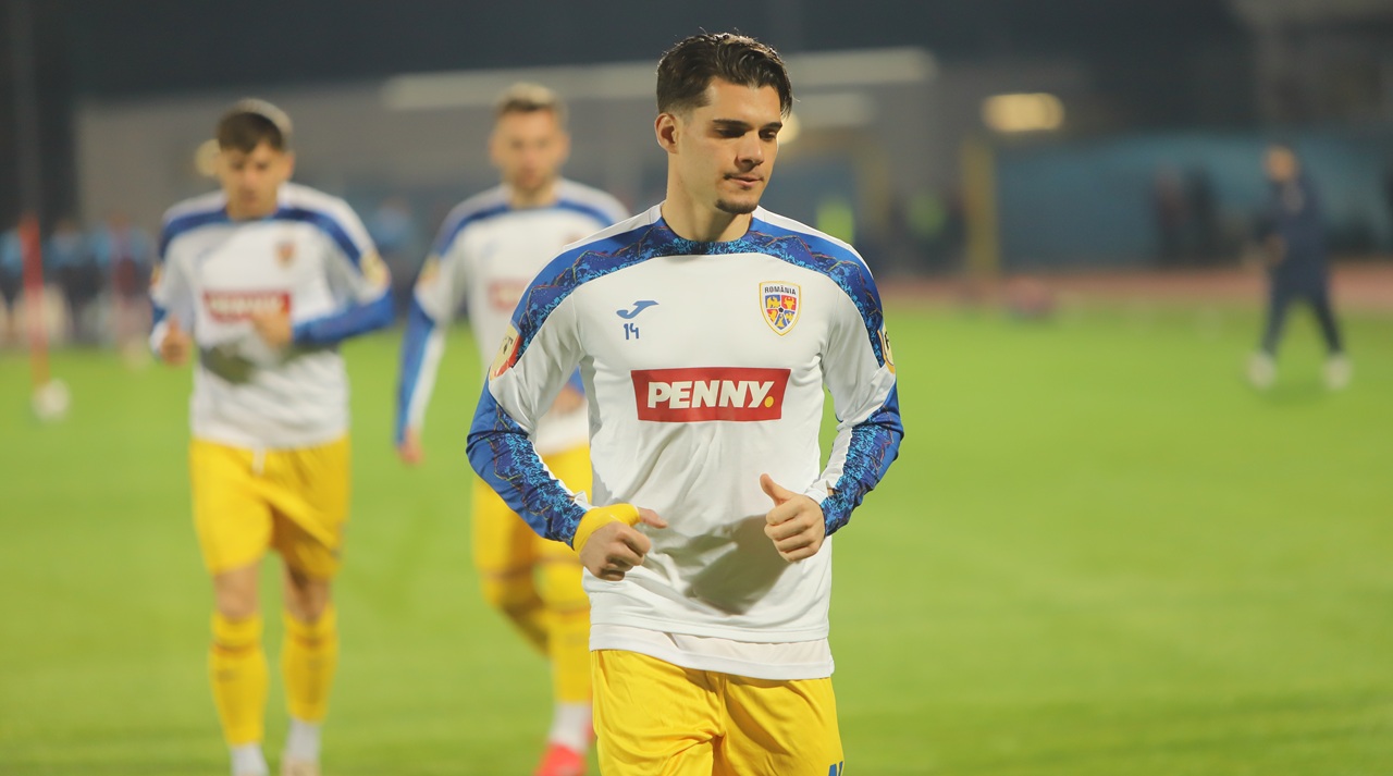 Ce se întâmplă acum cu Ianis Hagi. Cu ce echipă s-ar fi înțeles și ce salariu regesc ar primi