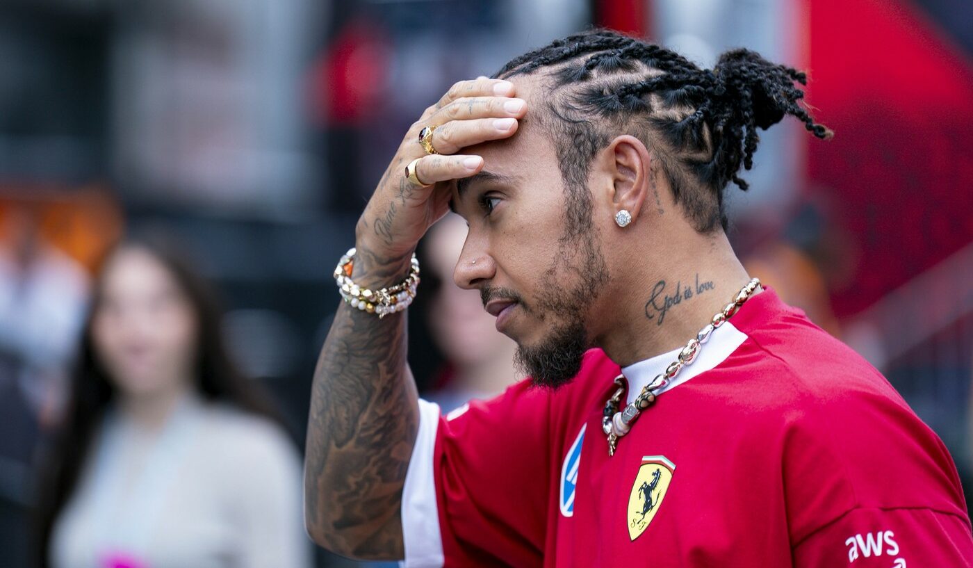 Ceva-ce-Ion-Tiriac-n-ar-putea-intelege-si-nici-face.-Legendarul-Lewis-Hamilton-si-a-vandut-toata-colectia-de-masini-iar-banii-luati-i-a-investit-in-tablouri-e1758282120336.jpg