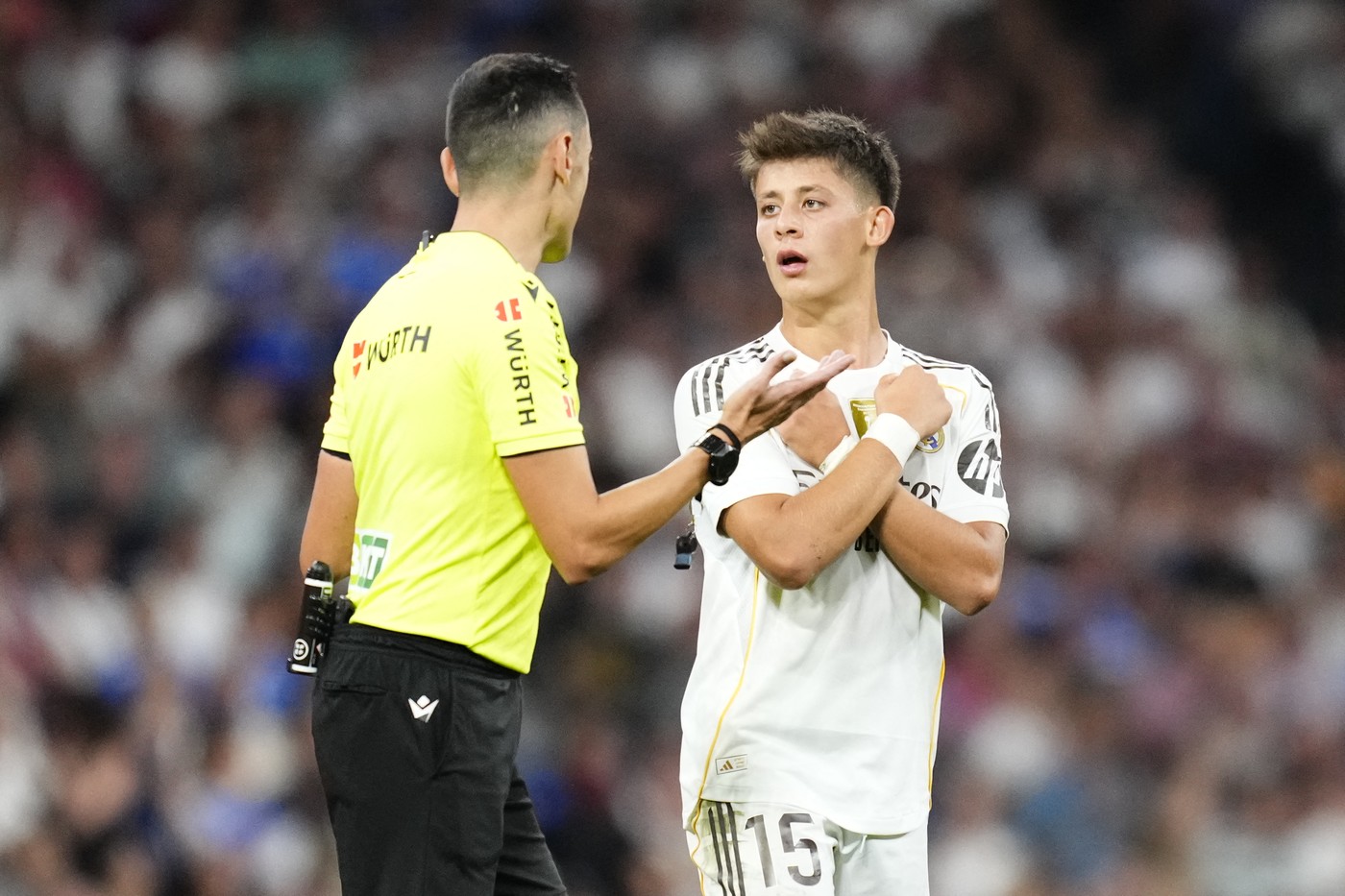Decizie fără precedent! Real Madrid trimite un dosar la FIFA despre greșelile intenționate ale arbitrilor împotriva ei