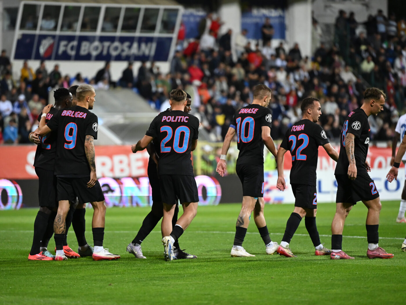 FC-Botosani-FCSB-3-1-si-modelul-Gigi-Bec