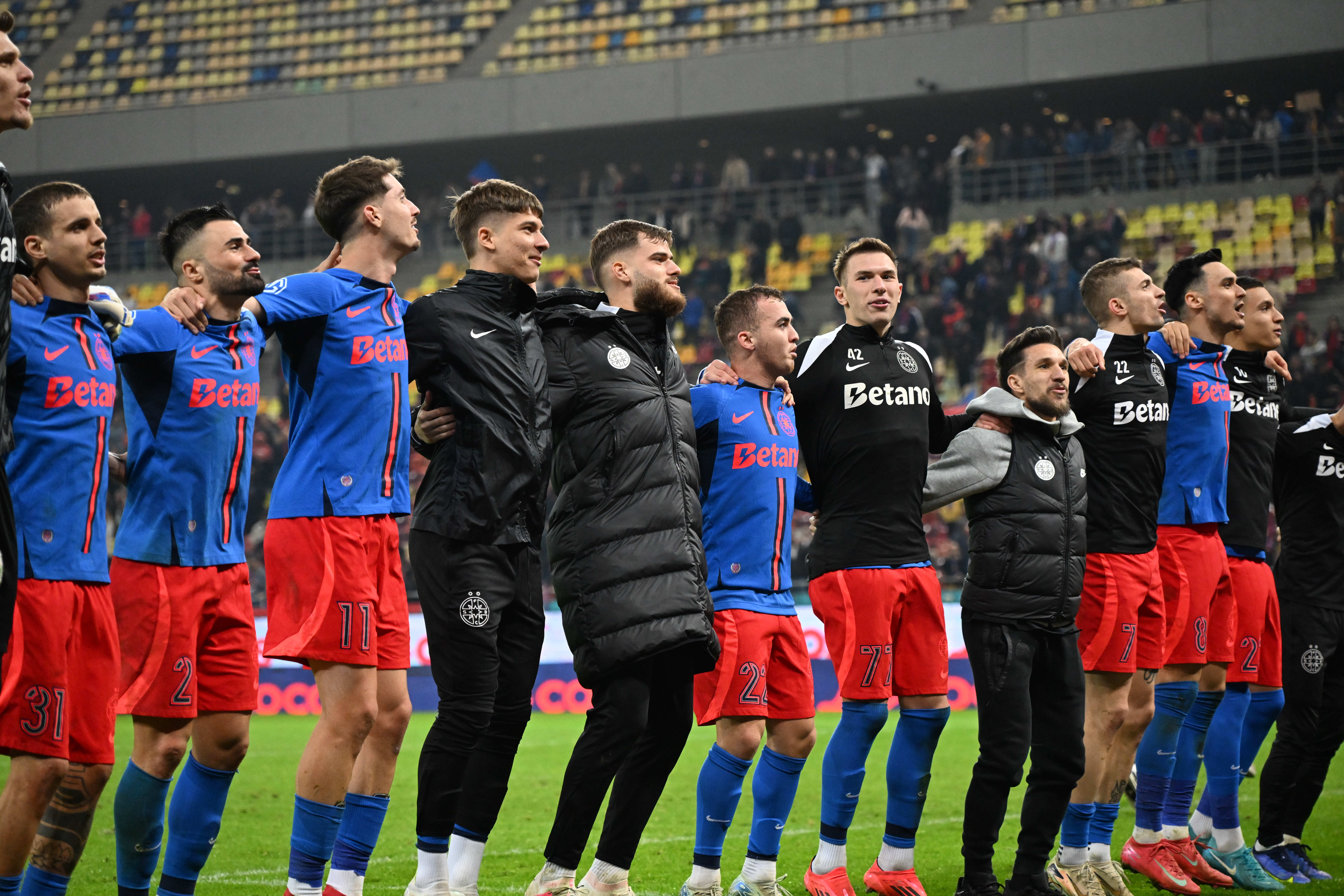 Gigi Becali l-a dat afară de la FCSB, dar fotbalistul trăiește acum visul american. A ajuns în sfârșit în SUA