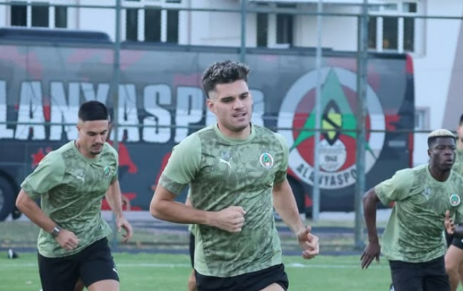 Ianis Hagi abia a semnat și deja a primit o lovitură neașteptată! Motivul ciudat pentru care nu poate juca împotriva lui Fenerbahce