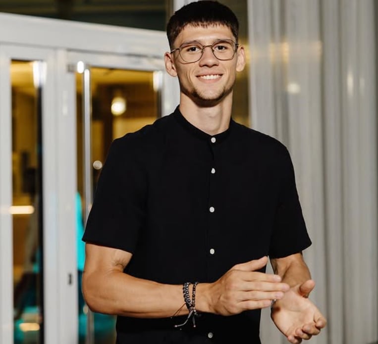 Incredibil! Vladislav Blănuță a fost obligat de Dinamo Kiev să citească un mesaj pro-Ucraina, deși are origini rusești: „Glorie eroilor! Ea va câștiga”
