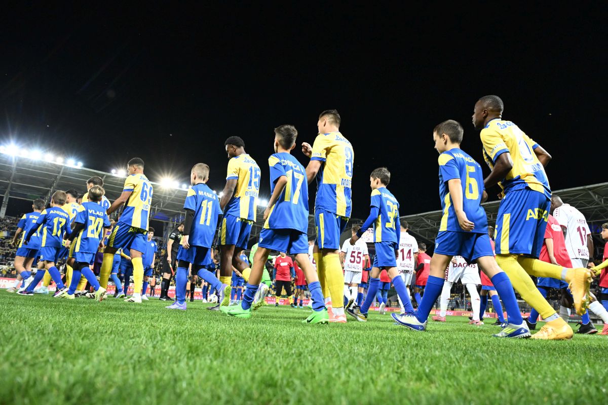 L-au transferat degeaba! Fotbalistul adus în Superliga după ce a marcat în poarta campioanei FCSB joacă doar la liga a treia. EXCLUSIV