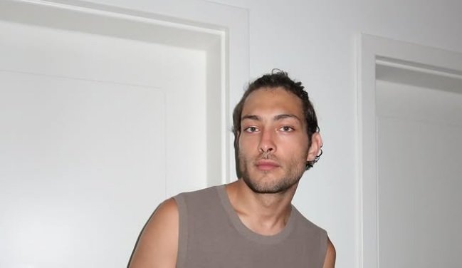 Primele imagini cu Toto, fiul lui Ilie Dumitrescu, încătușat de polițiști!