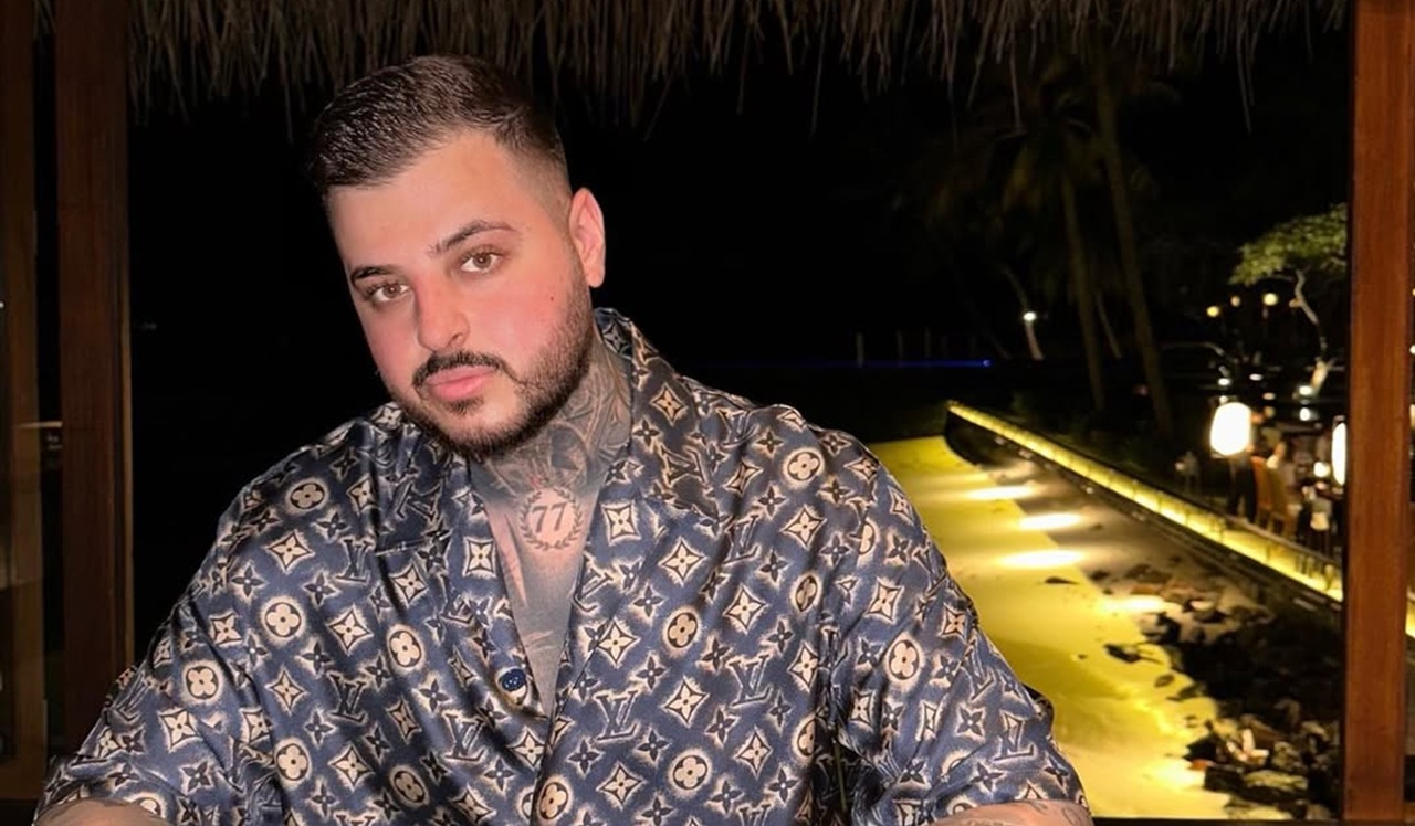 Transformarea lui Adrian Mititelu jr. A ajuns un pachet de muşchi după problemele pe care le-a avut