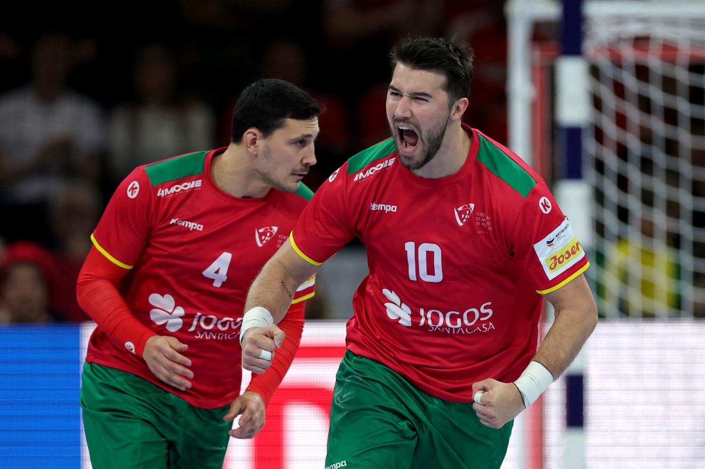 Vedeta-asteptata-de-totii-fanii-lui-Dinamo-tot-mai-aproape-de-debut.jpg