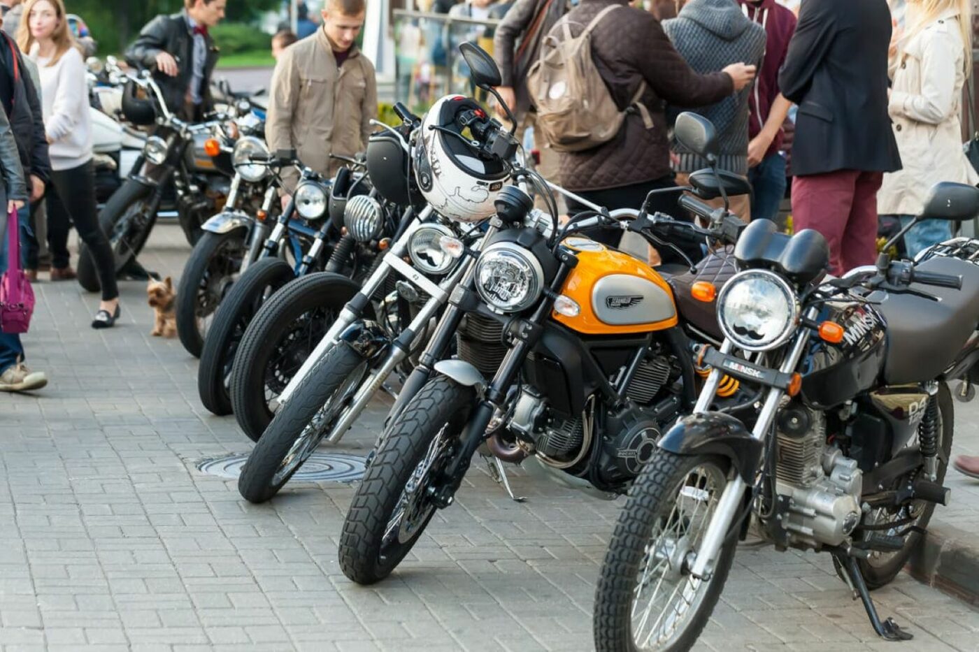 Cum îți alegi motocicleta perfectă pentru nevoile tale: sfaturi și recomandări (P)