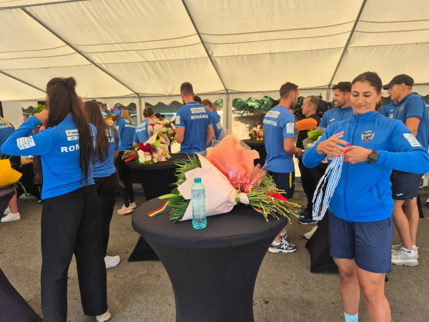S-au întors medaliații de la Shanghai: eveniment la Snagov, fără Elisabeta Lipă! Ce a pățit șefa federației. FOTO