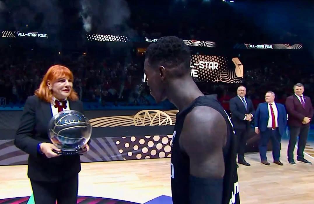 Germania, campioană la EuroBasket 2025! Carmen Tocală a oferit trofeul învingătorilor la Riga