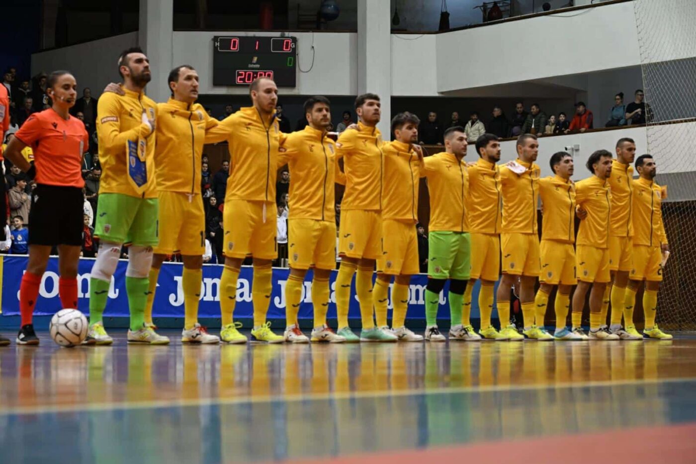 Naţionala de futsal a României a pierdut în Ungaria prima manşă a barajului de calificare la EURO 2026. Returul va avea loc miercuri, la Craiova