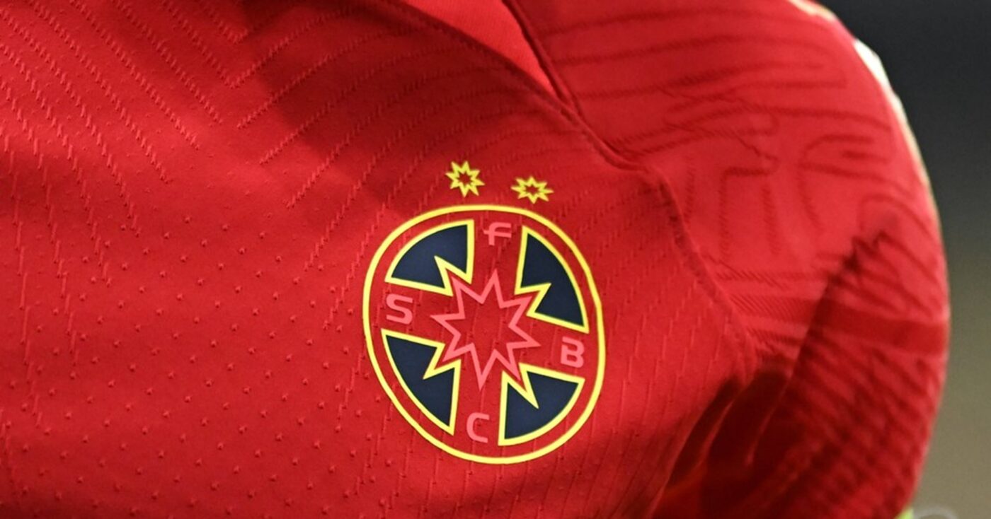 „M-au legat de mâini și de picioare”. Dezvăluiri incredibile din vestiarul lui FCSB: fotbalistul a spus tot. EXCLUSIV