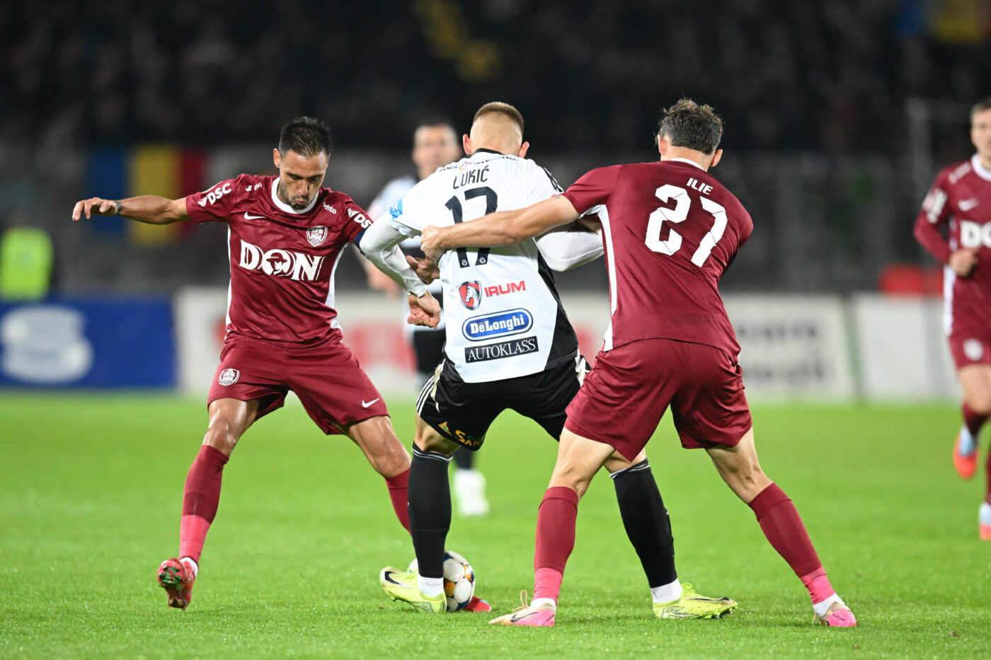 Adevărul despre îndepărtarea antrenorului de la formația din Cluj! Președintele nici n-a vrut să-l vadă la față: „Nici nu ne-am întâlnit. Nicio conversație reală”. EXCLUSIV