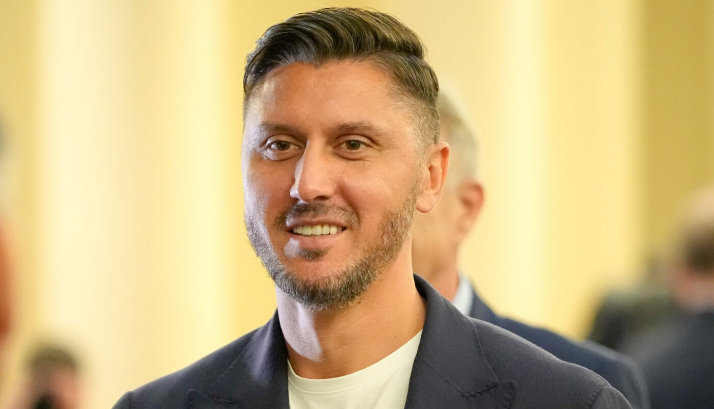 Ca să-l apere pe Zicu, Marica a dat în FRF și în foștii colegi Rădoi și Mutu: „Nu am mâncat usturoi și nici gura nu ne miroase”