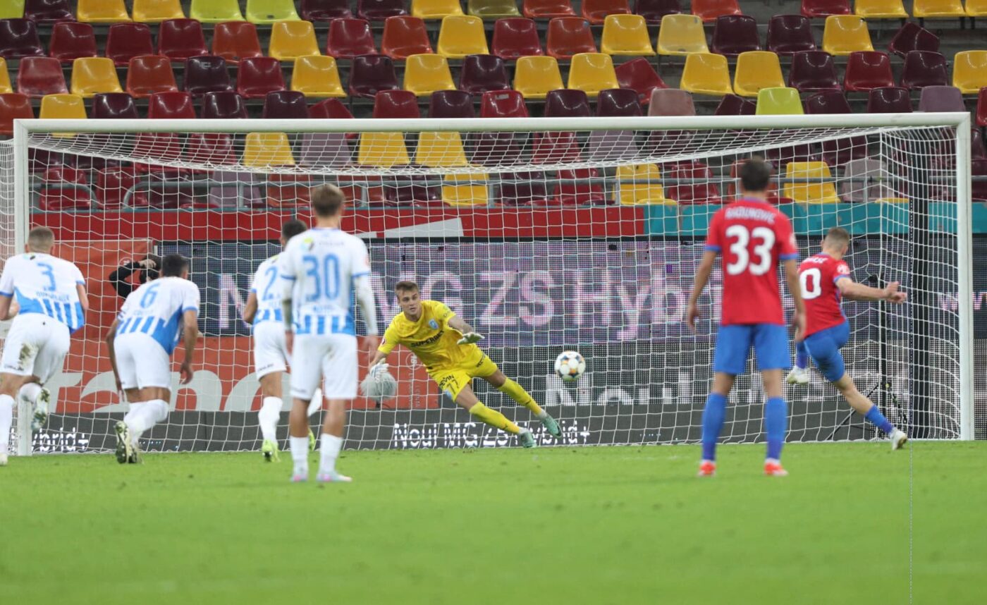 Ce ratare! Florin Tănase a irosit al doilea penalty împotriva Universității Craiova, primit după hențul grosolan al lui Florin Ștefan