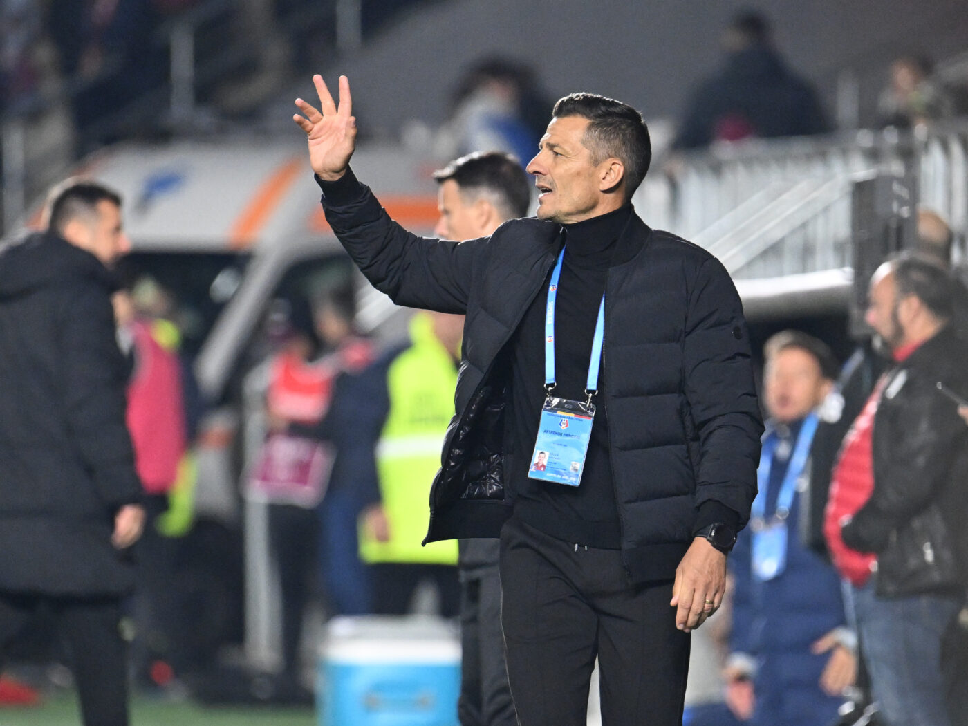 Costel Gâlcă: „Koljic e într-o formă bună, Manea merita la națională”