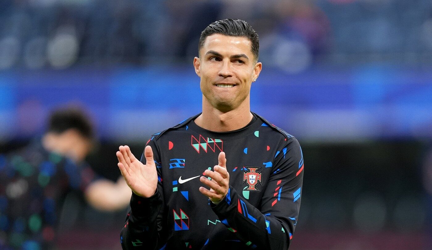 Cristiano Ronaldo, 5.000.000 de like-uri în câteva ore. Cum a apărut starul